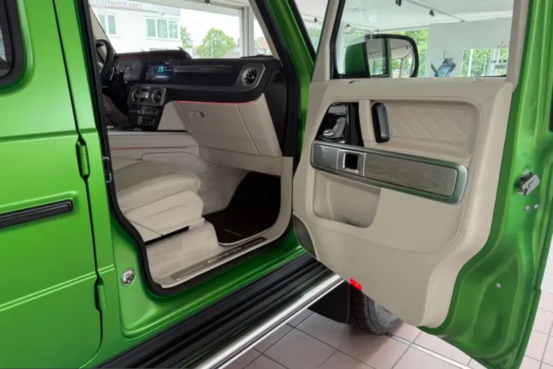 Mercedes-Benz G 63 AMG (Clasa G) din 2024 cu 4.930 km - oferta MER235096 - foto 17