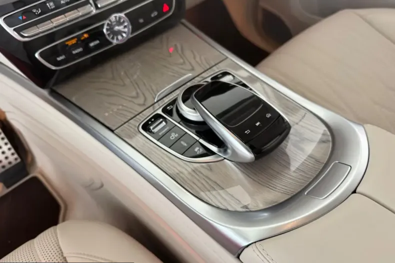 Mercedes-Benz G 63 AMG (Clasa G) din 2024 cu 4.930 km - oferta MER235096 - foto 28