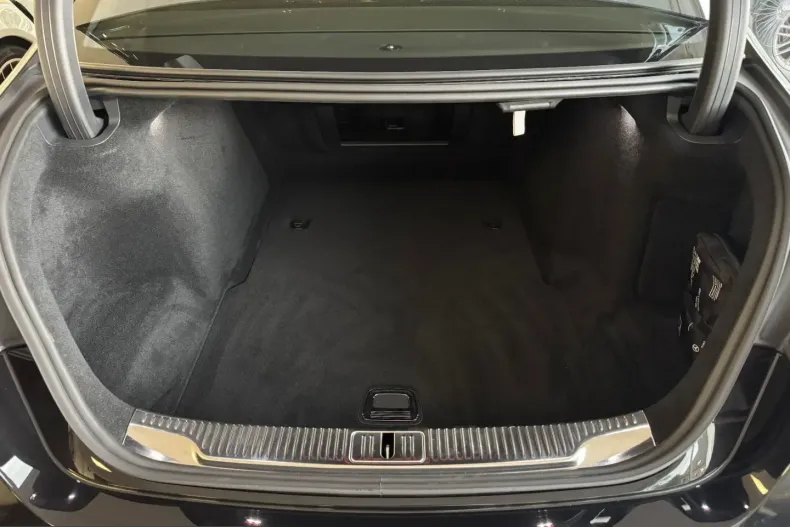Mercedes-Benz S 580 (Clasa S) din 2024 cu 5.368 km - oferta MER235123 - foto 37