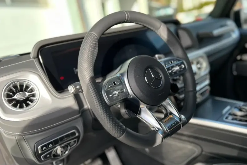 Mercedes-Benz G 63 AMG (Clasa G) din 2024 cu 10.000 km - oferta MER235129 - foto 4