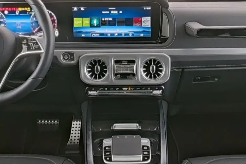 Mercedes-Benz G 500 (Clasa G) din 2025 cu 4.273 km - oferta MER235141 - foto 4