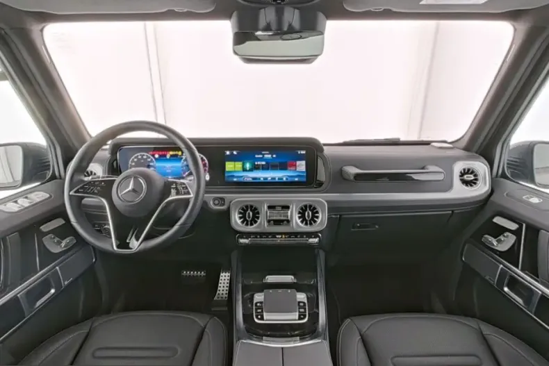 Mercedes-Benz G 500 (Clasa G) din 2025 cu 4.273 km - oferta MER235141 - foto 6