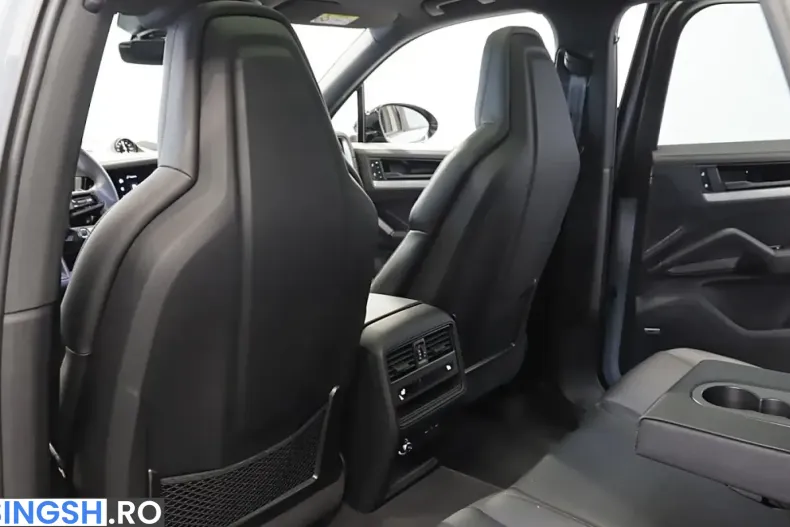 Porsche Cayenne din 2025 cu 13.132 km - oferta POR235148 - foto 7