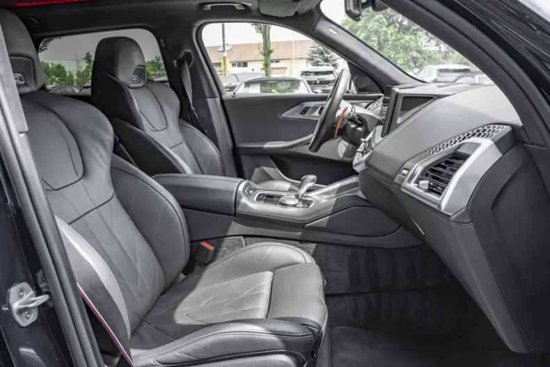 BMW XM (Seria X) din 2025 cu 14.563 km - oferta BMW235150 - foto 3