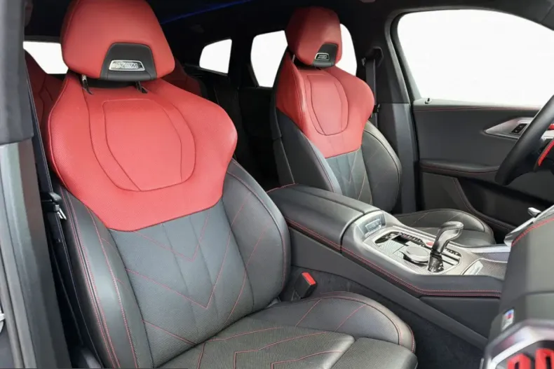 BMW XM (Seria X) din 2025 cu 16.583 km - oferta BMW235155 - foto 9