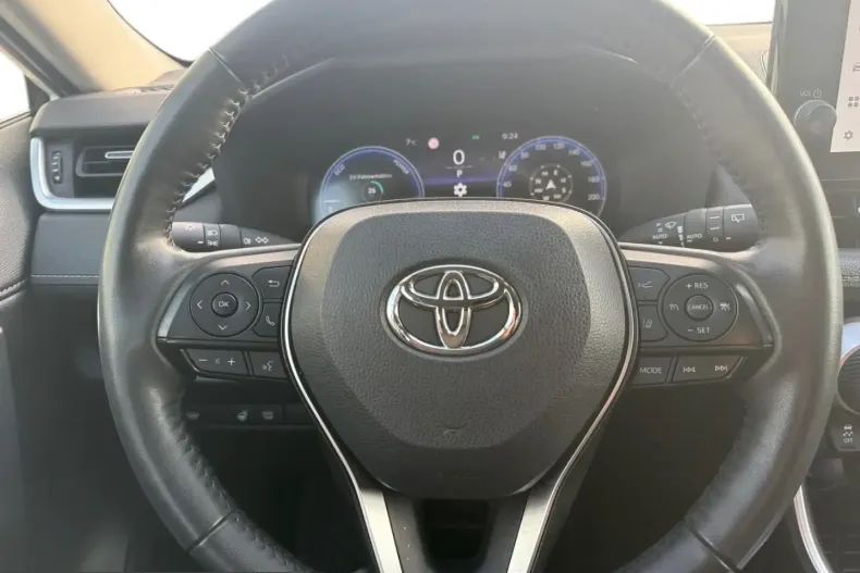 Toyota RAV4 din 2024 cu 82.203 km - oferta TOY235157 - foto 11