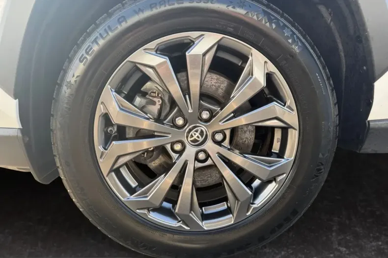 Toyota RAV4 din 2024 cu 82.203 km - oferta TOY235157 - foto 17