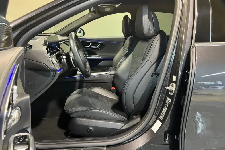 Mercedes-Benz E 220 (Clasa E) din 2024 cu 27.635 km - oferta MER235161 - foto 8