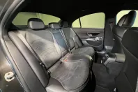 Mercedes-Benz E 220 (Clasa E) din 2024 cu 27.635 km - oferta MER235161 - foto 10