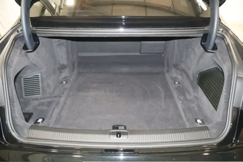 Audi A8 din 2024 cu 32.553 km - oferta AUD235162 - foto 6