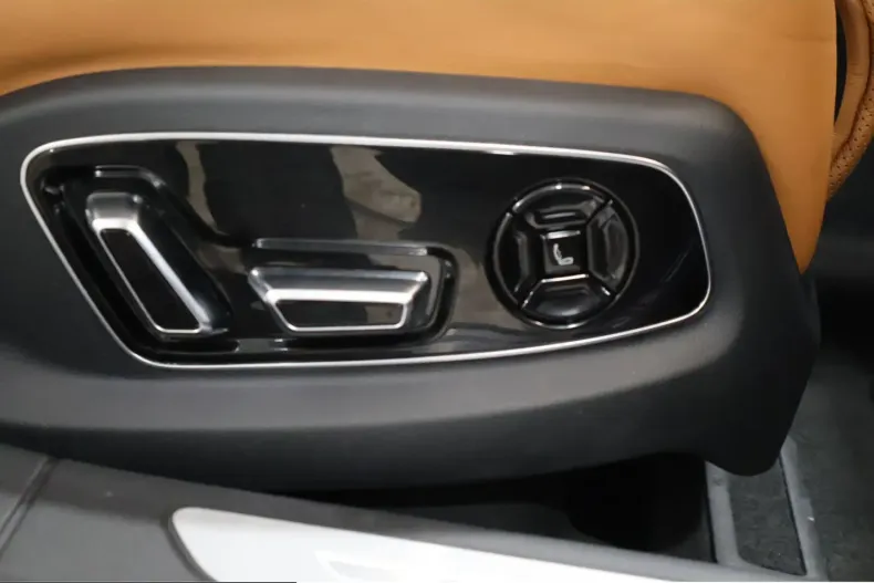 Audi A8 din 2024 cu 32.553 km - oferta AUD235162 - foto 20