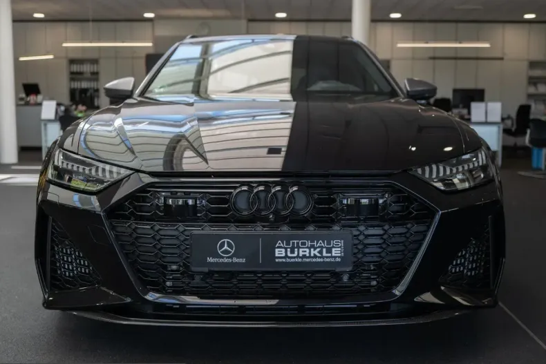 Audi RS6 din 2024 cu 44.650 km - oferta AUD235176 - foto 2