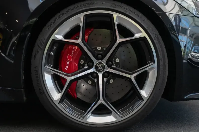 Audi RS6 din 2024 cu 44.650 km - oferta AUD235176 - foto 7