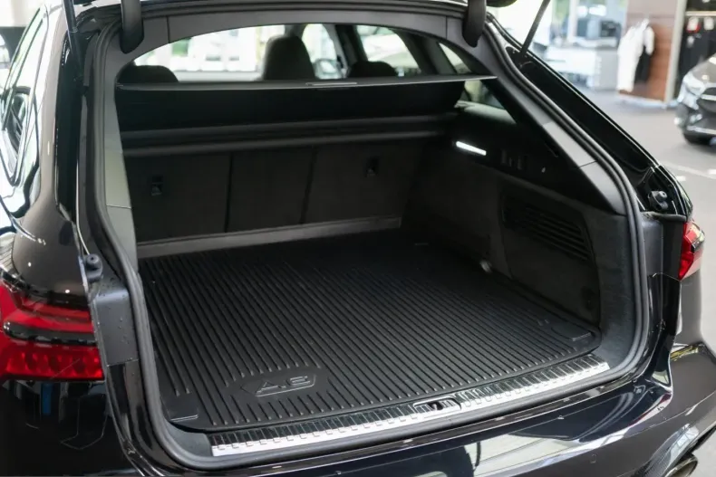 Audi RS6 din 2024 cu 44.650 km - oferta AUD235176 - foto 28