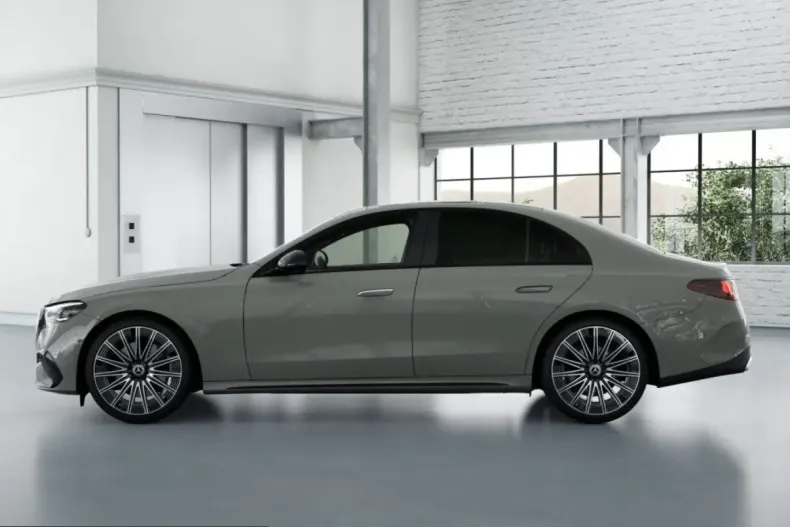 Mercedes-Benz E 220 (Clasa E) din 2025 cu 12.945 km - oferta MER235192 - foto 4