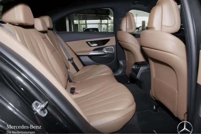 Mercedes-Benz E 220 (Clasa E) din 2025 cu 8.825 km - oferta MER235193 - foto 9