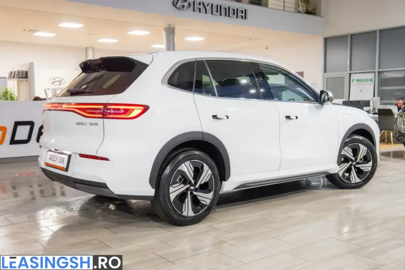 Geely EX5 din 2026 cu 0 km - oferta GEE235200 - foto 9