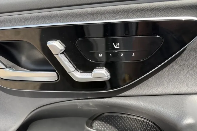 Mercedes-Benz E 200 (Clasa E) din 2025 cu 12.097 km - oferta MER235202 - foto 22