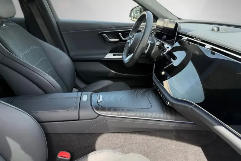 Mercedes-Benz E 200 (Clasa E) din 2025 cu 12.097 km - oferta MER235202 - foto 25