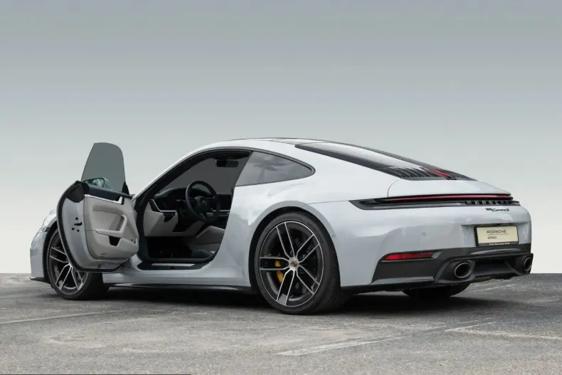 Porsche 992 din 2025 cu 4.400 km - oferta POR235206 - foto 7