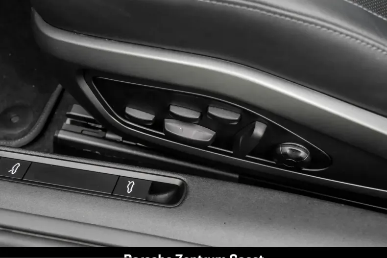 Porsche 992 din 2025 cu 1.900 km - oferta POR235207 - foto 12