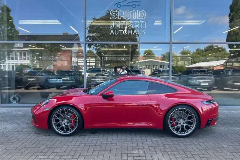 Porsche 992 din 2024 cu 3.000 km - oferta POR235210 - foto 2