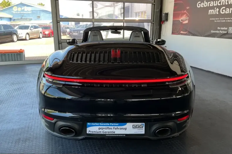 Porsche 911 din 2022 cu 19.000 km - oferta POR235216 - foto 12