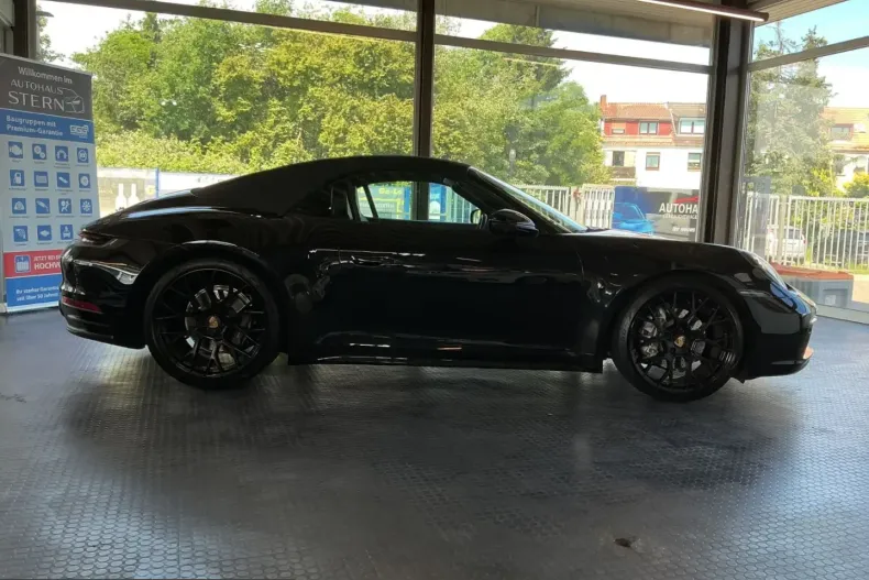 Porsche 911 din 2022 cu 19.000 km - oferta POR235216 - foto 17