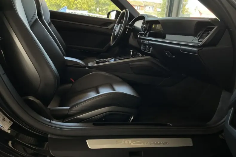 Porsche 911 din 2022 cu 19.000 km - oferta POR235216 - foto 20
