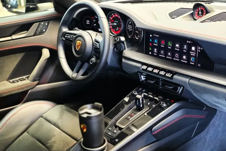 Porsche 911 din 2024 cu 9.300 km - oferta POR235221 - foto 13