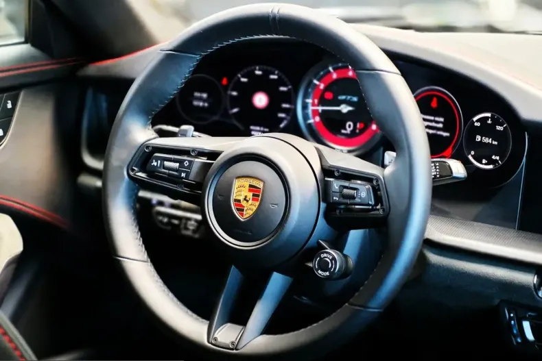 Porsche 911 din 2024 cu 9.300 km - oferta POR235221 - foto 17