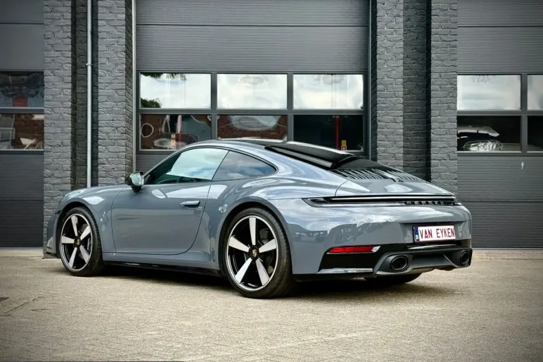 Porsche 911 din 2024 cu 4.700 km - oferta POR235223 - foto 6