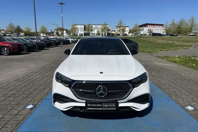 Mercedes-Benz E 300 (Clasa E) din 2025 cu 14.548 km - oferta MER235230 - foto 3