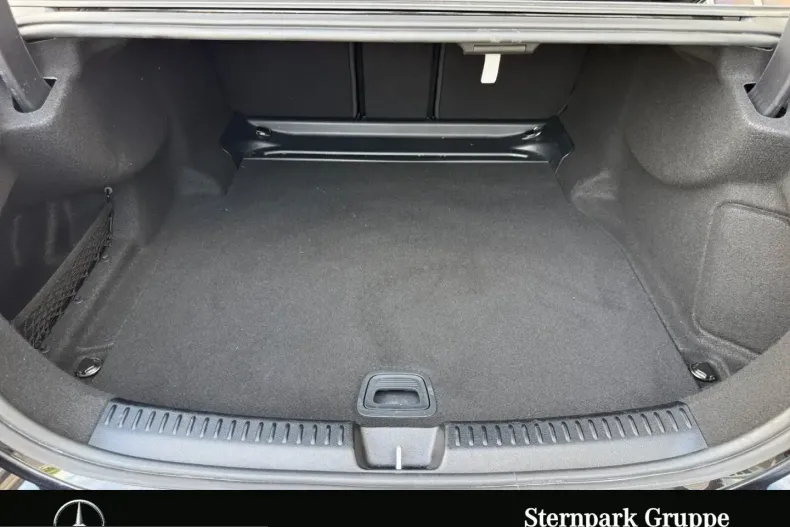 Mercedes-Benz E 220 (Clasa E) din 2025 cu 48.690 km - oferta MER235232 - foto 19