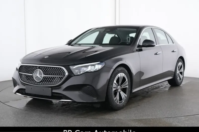 Mercedes-Benz E 220 (Clasa E) din 2025 cu 20.842 km - oferta MER235235 - foto 1