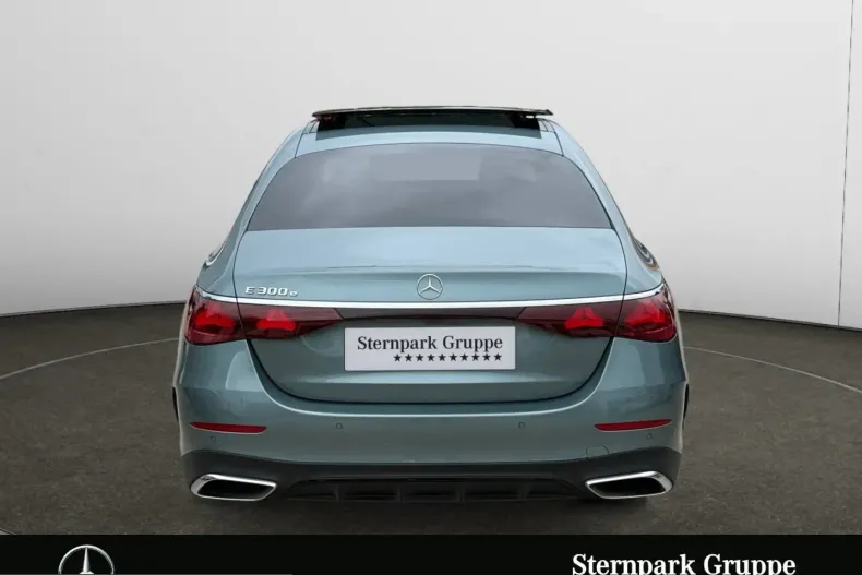 Mercedes-Benz E 300 (Clasa E) din 2025 cu 16.400 km - oferta MER235239 - foto 4