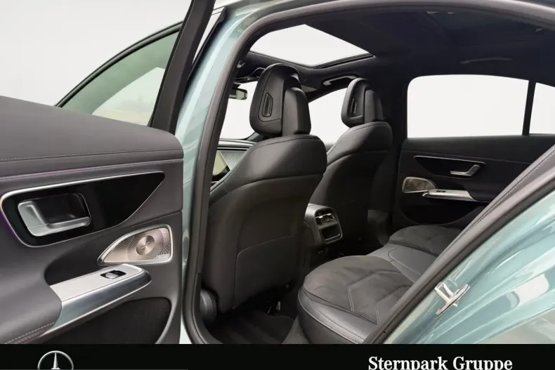Mercedes-Benz E 300 (Clasa E) din 2025 cu 16.400 km - oferta MER235239 - foto 13