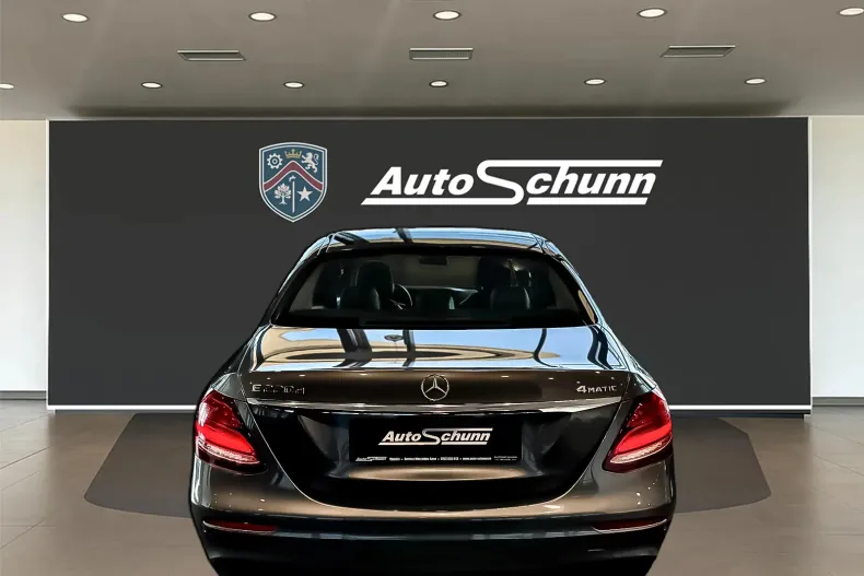 Mercedes-Benz E 220 (Clasa E) din 2020 cu 159.854 km - oferta MER235247 - foto 6