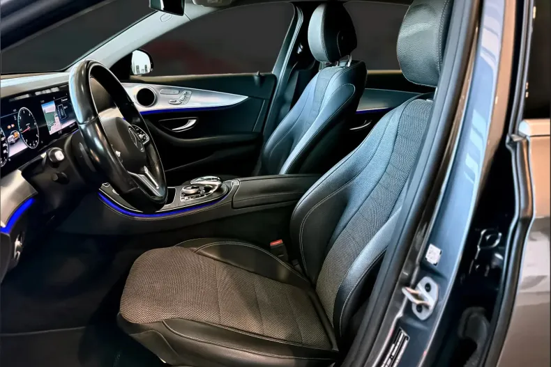 Mercedes-Benz E 220 (Clasa E) din 2020 cu 159.854 km - oferta MER235247 - foto 10