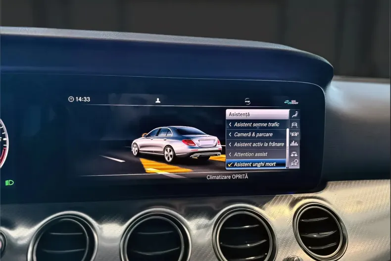 Mercedes-Benz E 220 (Clasa E) din 2020 cu 159.854 km - oferta MER235247 - foto 19