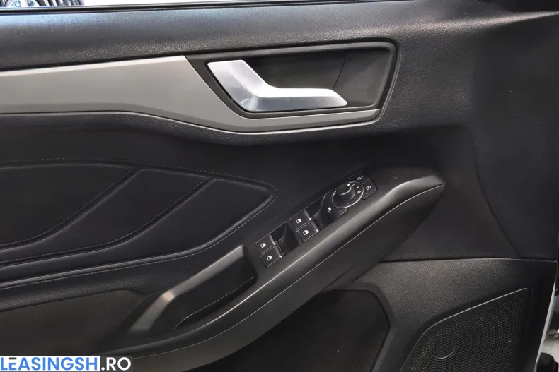 Ford Focus din 2023 cu 104.636 km - oferta FOR235252 - foto 8