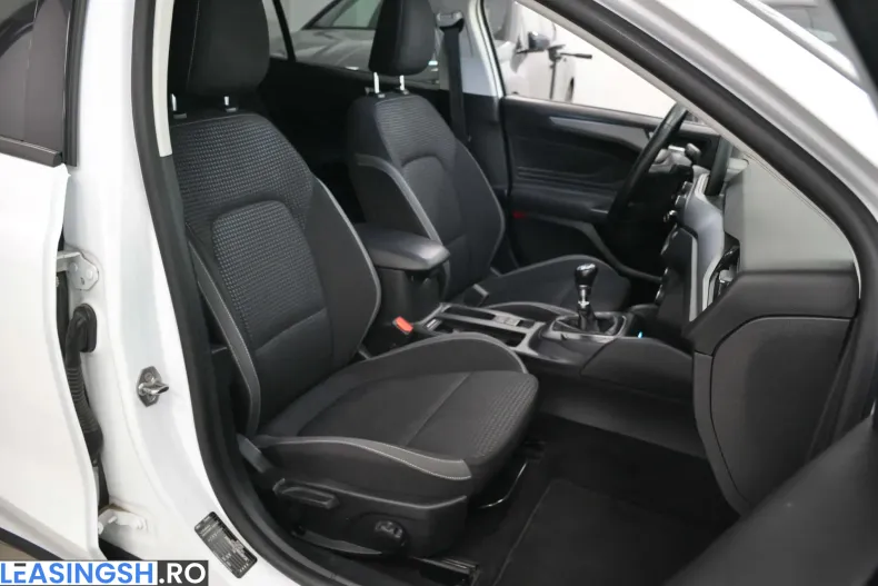 Ford Focus din 2023 cu 104.636 km - oferta FOR235252 - foto 12