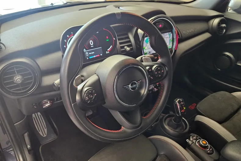 MINI John Cooper Works din 2020 cu 17.800 km - oferta MIN235253 - foto 18