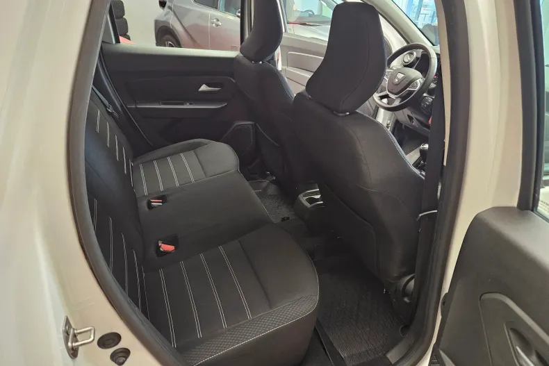 Dacia Duster din 2023 cu 108.000 km - oferta DAC235254 - foto 12