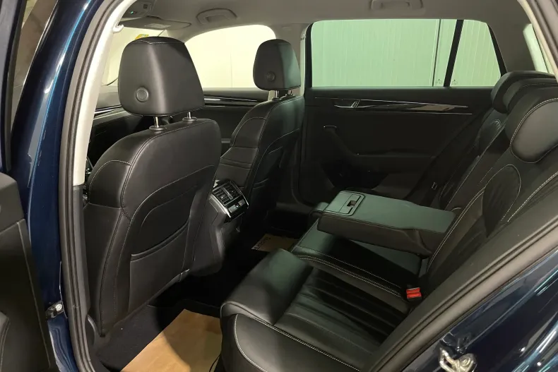 Skoda Superb din 2022 cu 110.131 km - oferta SKO235256 - foto 11