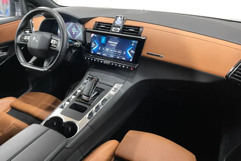 DS Automobiles DS 7 Crossback din 2022 cu 56.724 km - oferta DSA235260 - foto 8
