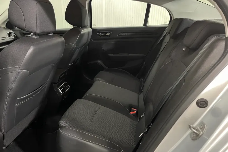 Renault Megane din 2023 cu 91.233 km - oferta REN235261 - foto 11