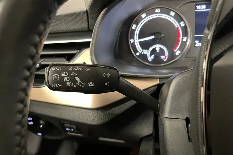 Skoda Scala din 2024 cu 47.307 km - oferta SKO235262 - foto 21