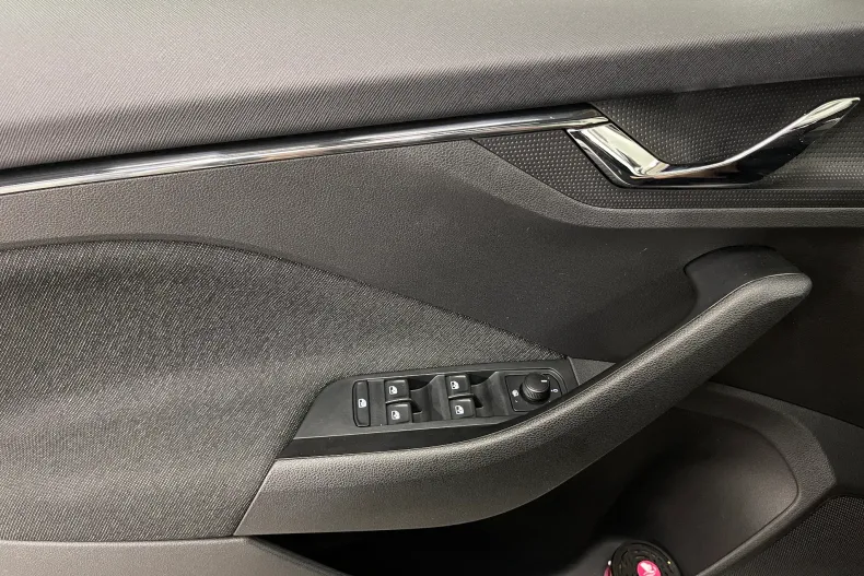 Skoda Scala din 2024 cu 47.307 km - oferta SKO235262 - foto 22