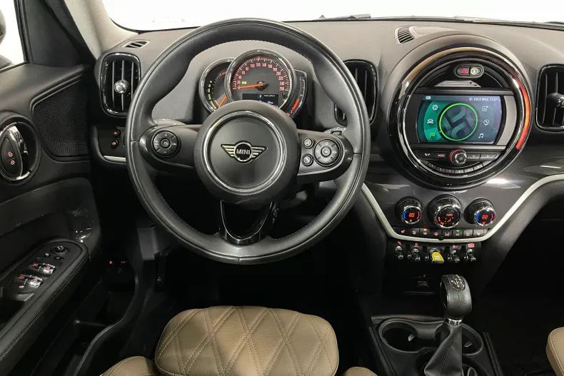 MINI Countryman din 2020 cu 58.831 km - oferta MIN235263 - foto 6